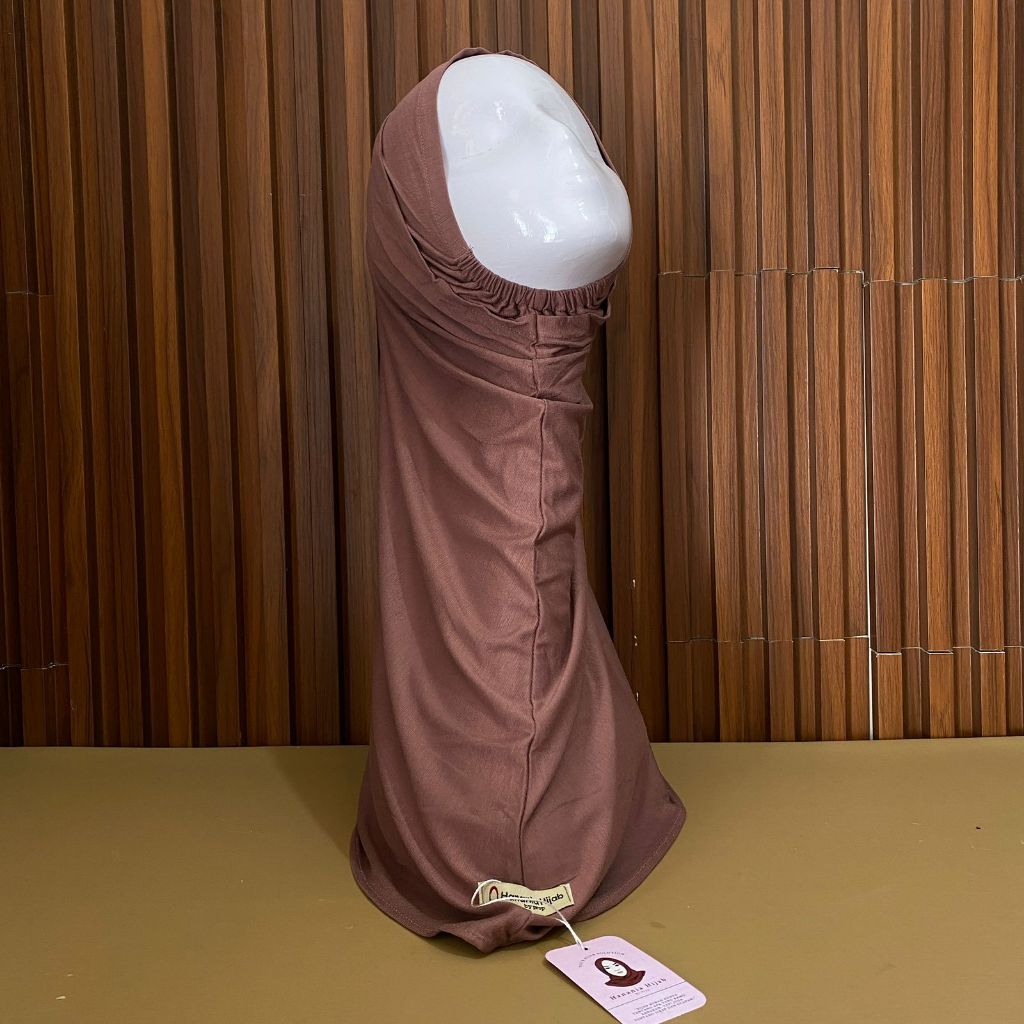 Hanania Hijab - Bergo Instan Padel Size M Karet Dagu Softpad Rayon Airflow Cooltech