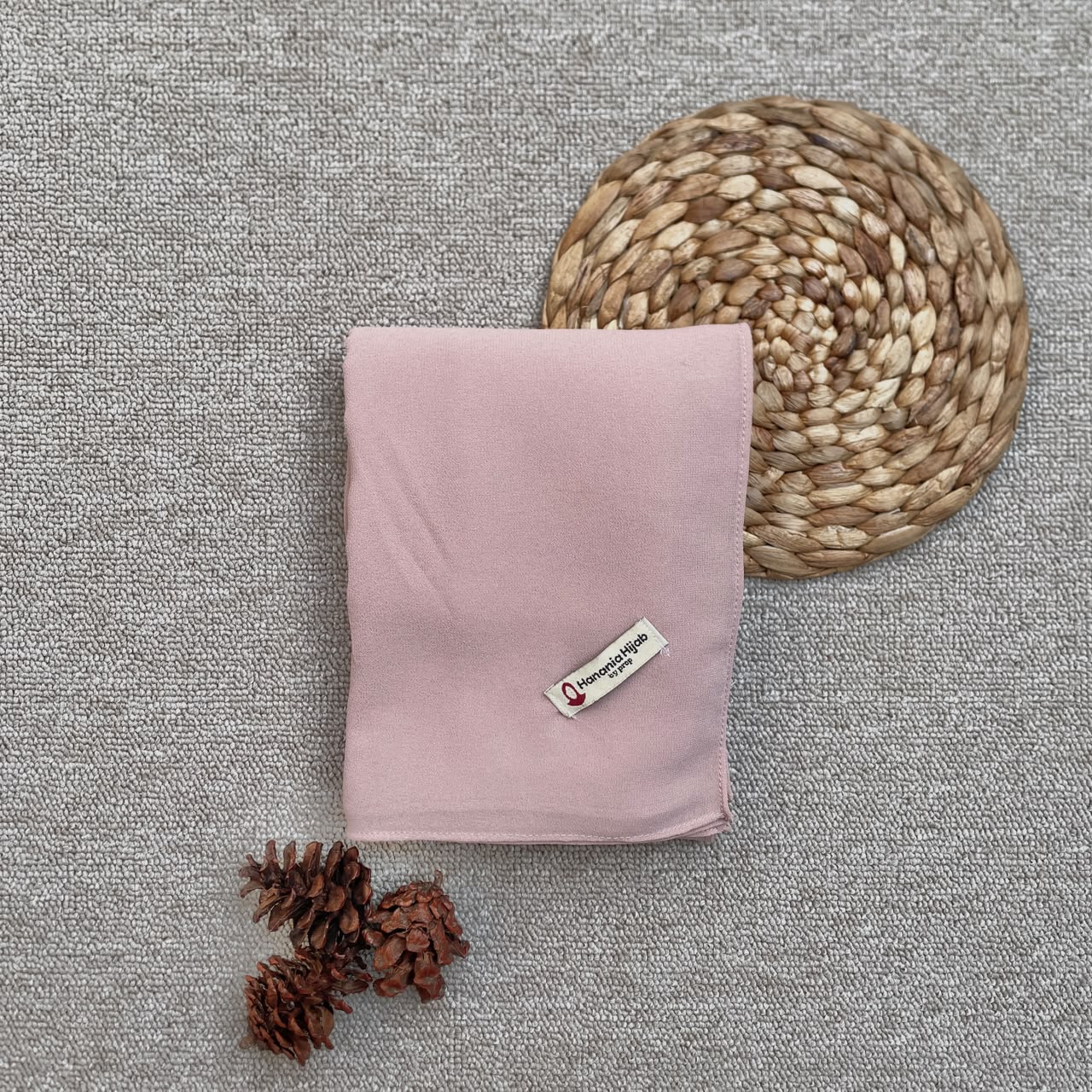 Hanania Hijab - Aura Khiban French Square Syar'i L Segiempat Tali | Khimar Bandana Ceruty Babydoll